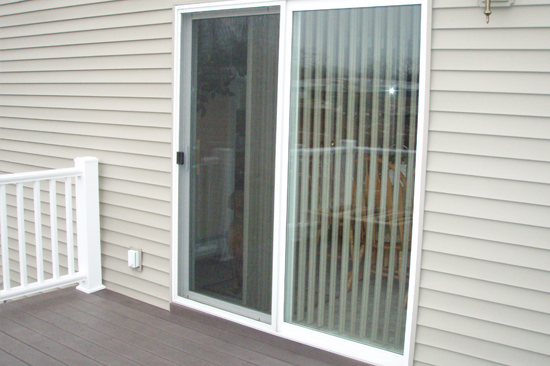 Lealman-screen-door-repair